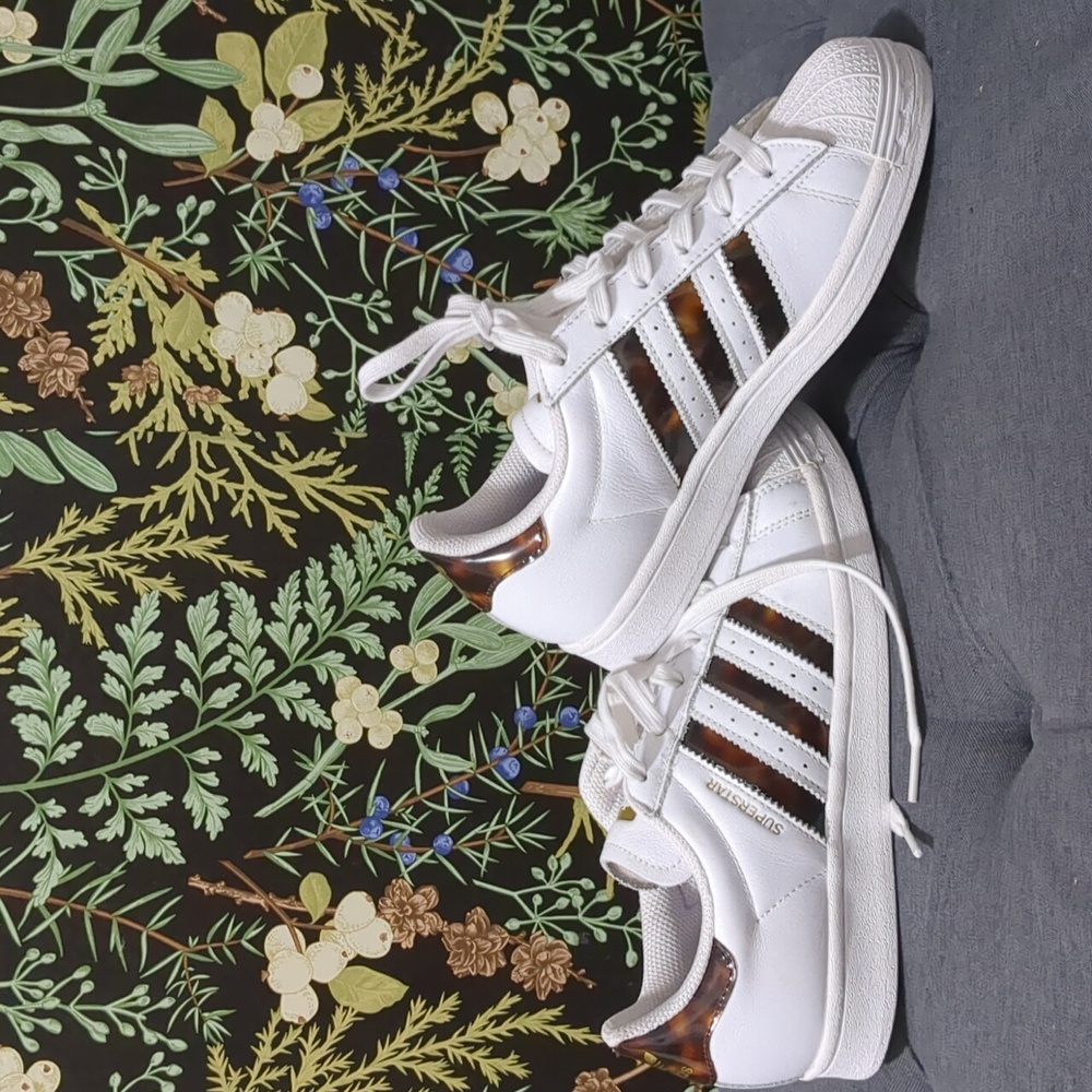 Tortoise-Shell Adidas Superstar